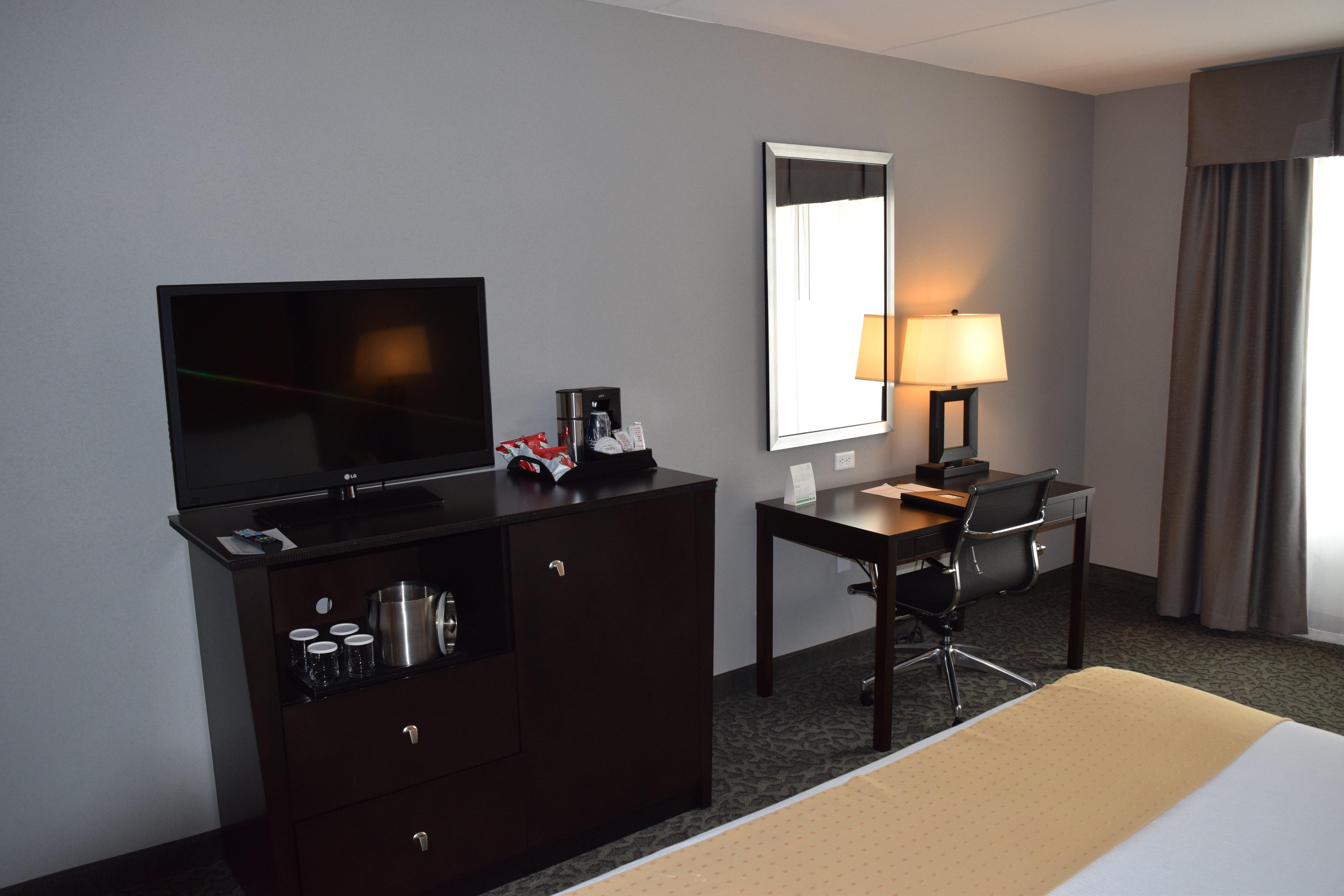 Holiday Inn And Suites East Peoria By Ihg Ngoại thất bức ảnh