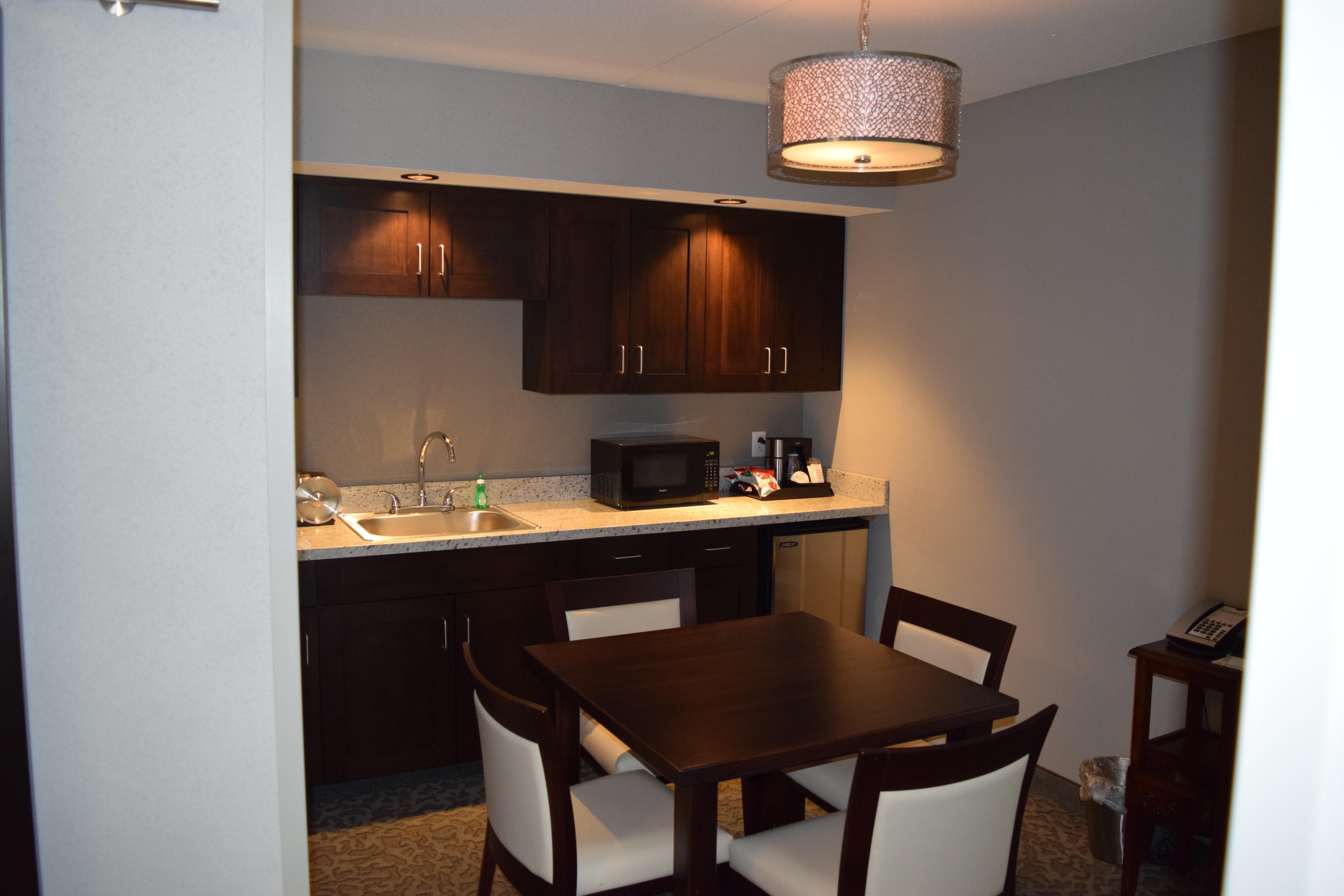 Holiday Inn And Suites East Peoria By Ihg Ngoại thất bức ảnh