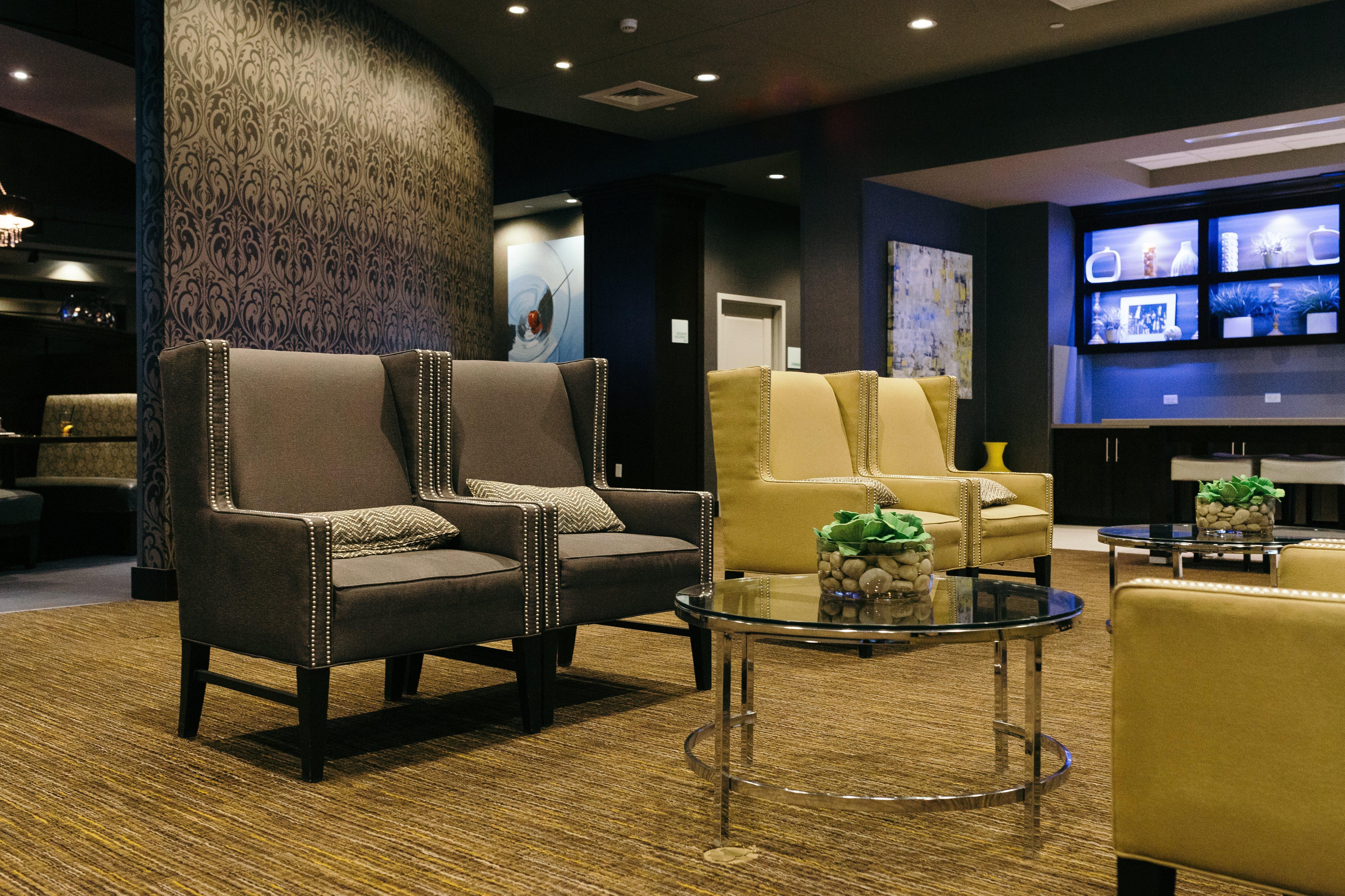 Holiday Inn And Suites East Peoria By Ihg Ngoại thất bức ảnh